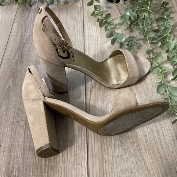 Guess | Shantel 5 Natural Suede Sandals - Picture 3 of 3